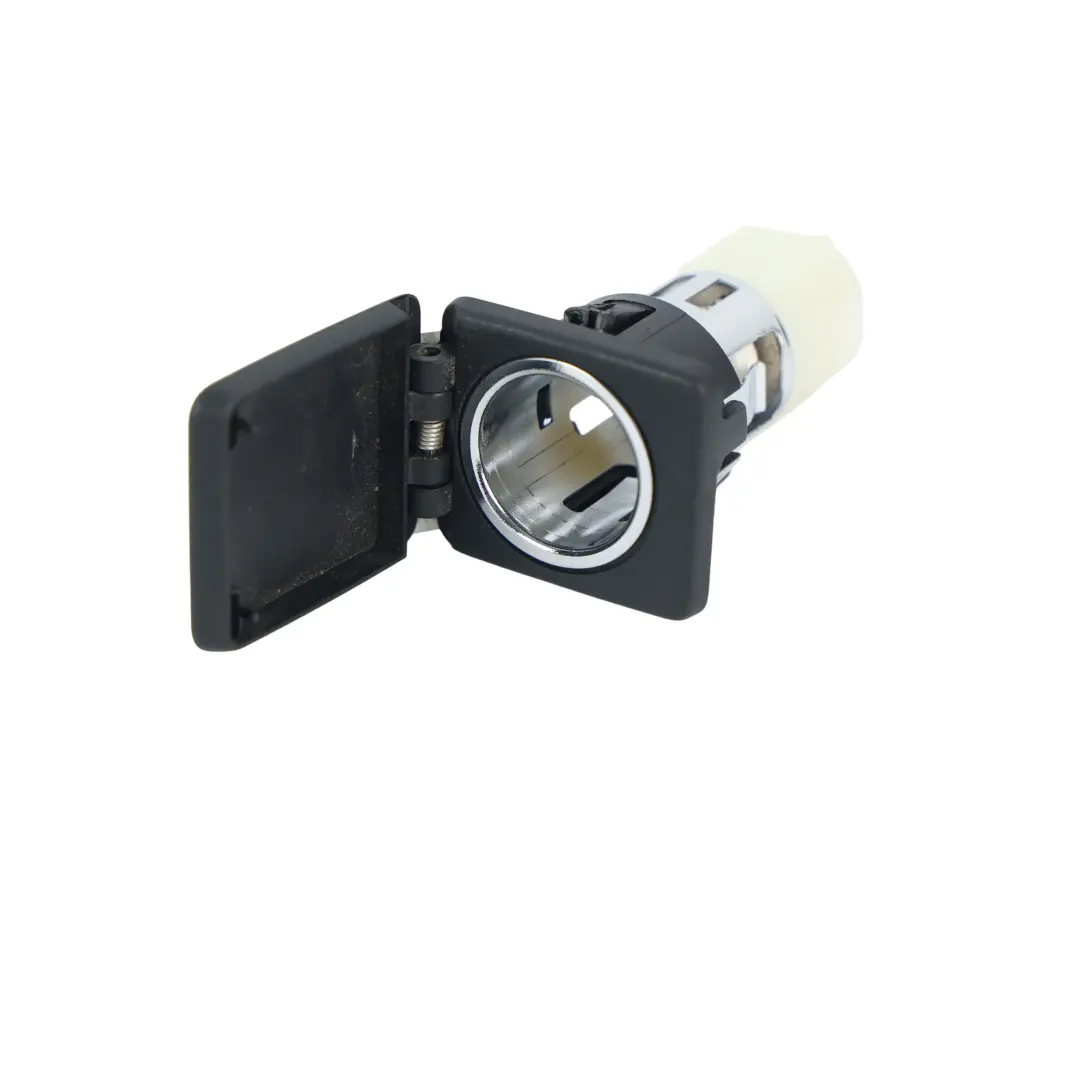 Zigarettenanzünder Steckdose Blende für Land Rover Velar L560 mit Teilenummer L8B2-15K040-CA Land Rover Velar L560 Zigarettenanzünder Steckdose Blende - SKU L8B2-15K040-CA - Teilenummer L8B2-15K040-CA