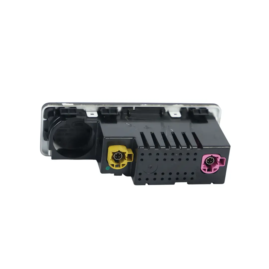 Land Rover Velar L560 Presa USB Accendisigari Cruscotto - SKU L8B2-19E110-CD - Numero di parte L8B2-19E110-CD