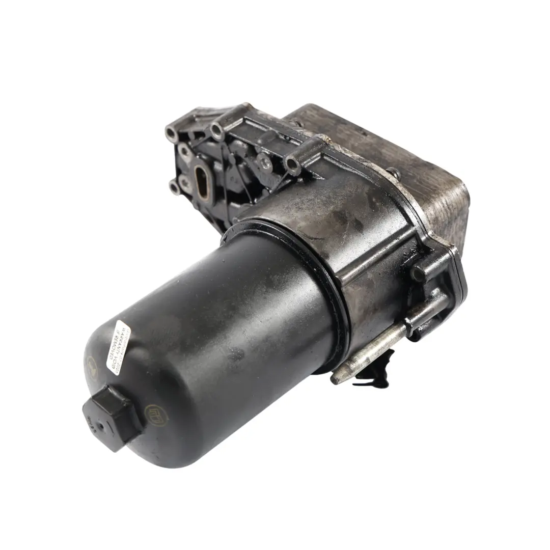 Land Rover Discovery 3 L319 2.7 TDV6 Motorölkühler Filtergehäuse - SKU LR009570 - Teilenummer LR009570