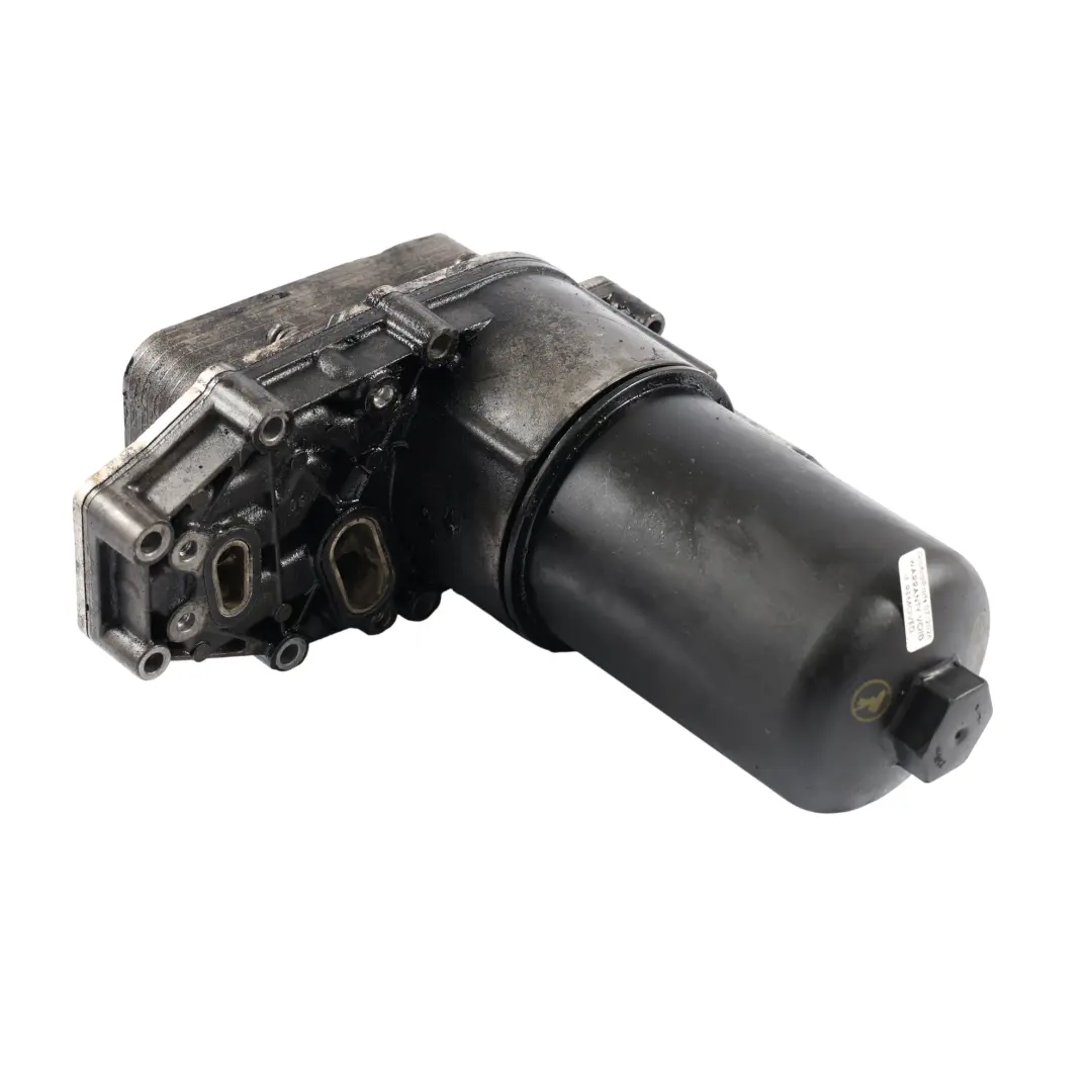Motorölkühler Filtergehäuse für Land Rover Discovery 3 L319 2.7 TDV6 mit Teilenummer LR009570 Land Rover Discovery 3 L319 2.7 TDV6 Motorölkühler Filtergehäuse - SKU LR009570 - Teilenummer LR009570