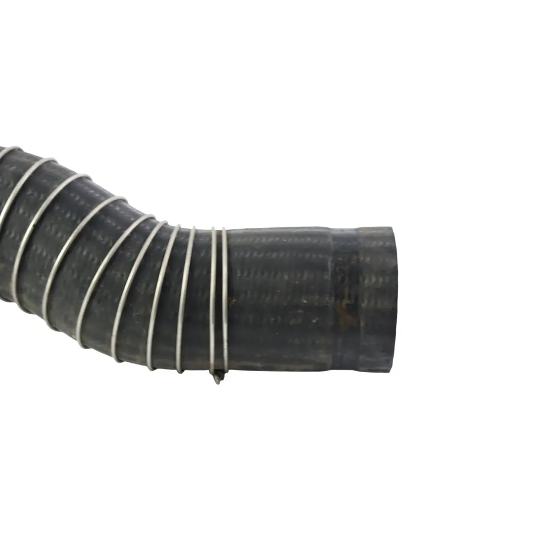Przewód Wlotowy Powietrza Intercoolera do Range Rover Evoque L538 o numerze LR024515 Range Rover Evoque L538 Przewód Wlotowy Powietrza Intercoolera - SKU LR024515 - Numer Części LR024515
