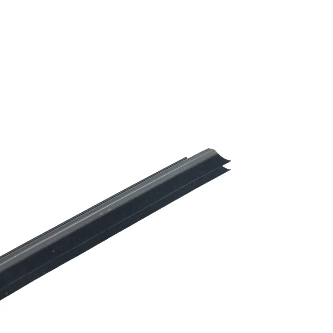 Range Rover Evoque L538 Joint Étanchéité Porte Avant Droit BJ32-21434-AC - SKU LR027346 - Numéro de pièce LR027346