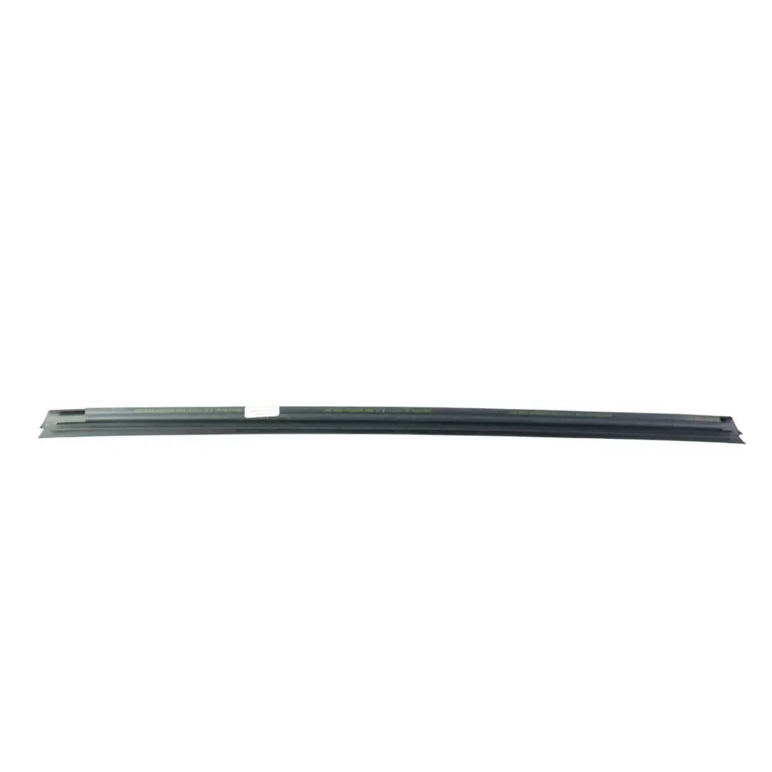Range Rover Evoque L538 Joint Bande Porte Arrière Gauche BJ32-25861-AC - SKU LR027357 - Numéro de pièce LR027357