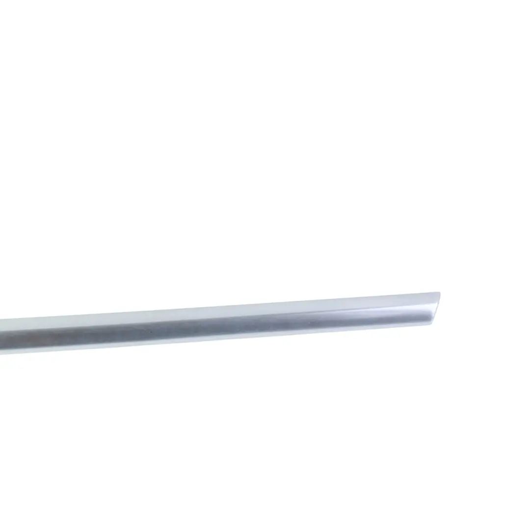 Modanatura Laterale Posteriore Destra Cromata per Range Rover Evoque L538 con numero di parte LR027380 Range Rover Evoque L538 Modanatura Laterale Posteriore Destra Cromata - SKU LR027380 - Numero di parte LR027380