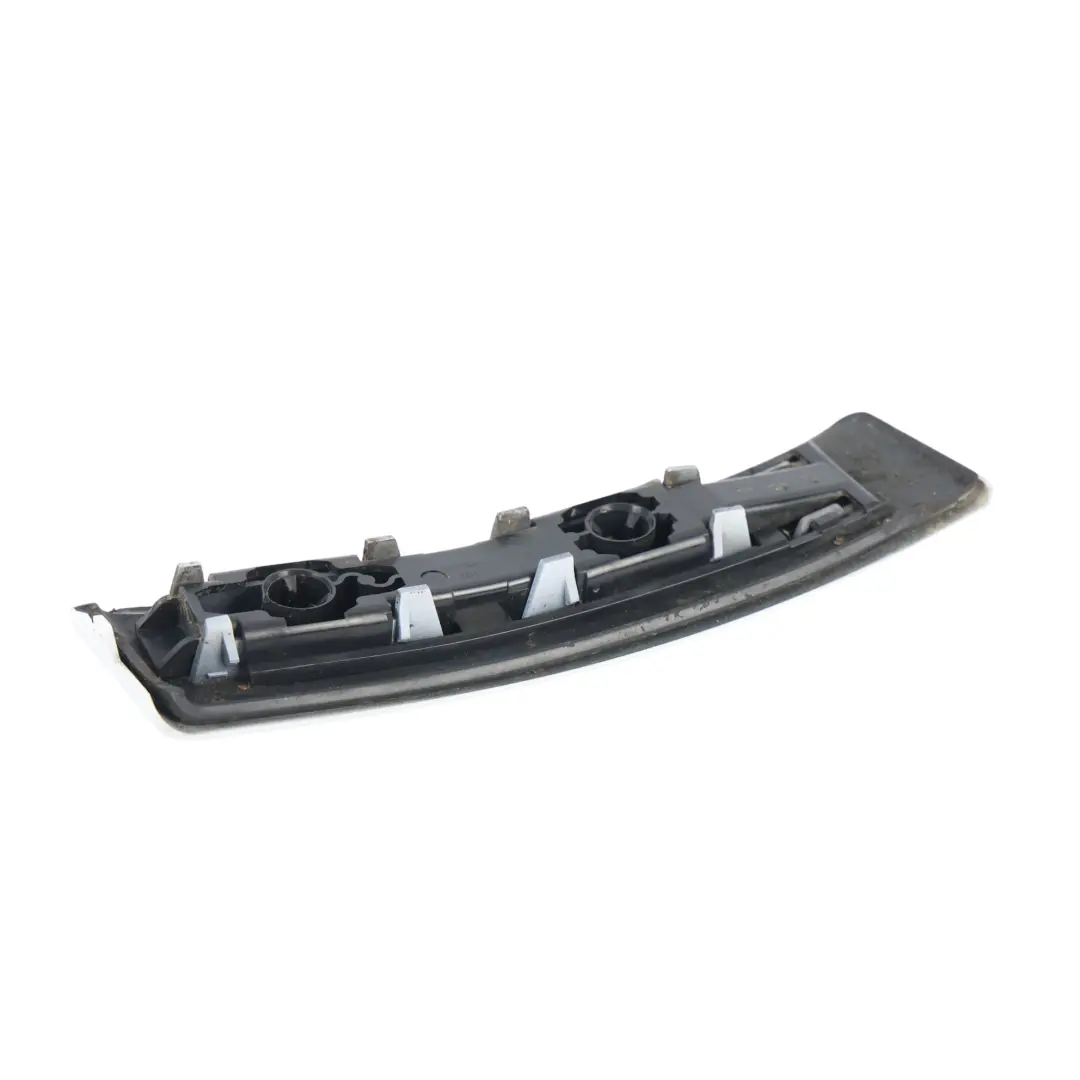 Windscreen Weatherstrip Cover Right O/S White to Range Rover Evoque L538 with Part number LR027384 Range Rover Evoque L538 Windscreen Weatherstrip Cover Right O/S White - SKU LR027384-FWH - Part number LR027384