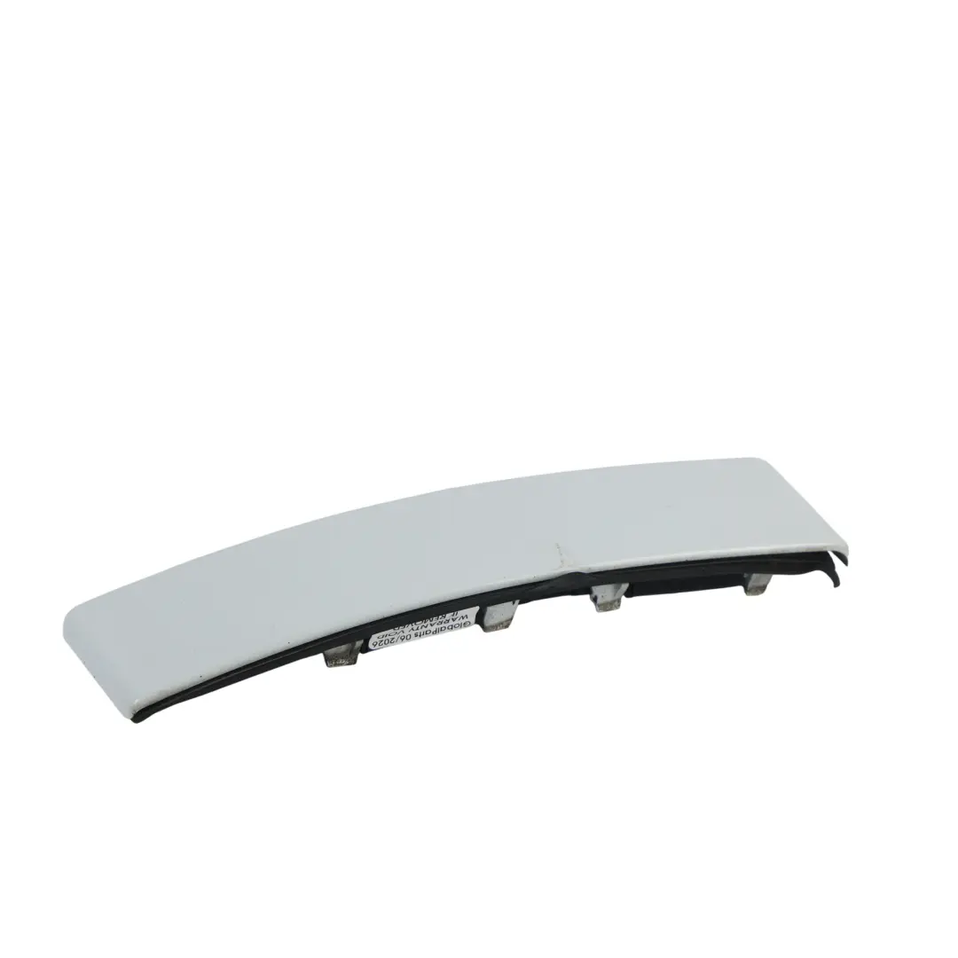 Cubierta Burlete Parabrisas Izq LR027385 Blanco para Land Rover Evoque L538 con número de pieza LR027385-FWH Land Rover Evoque L538 Cubierta Burlete Parabrisas Izq LR027385 Blanco - SKU LR027385-FWH-1 - Número de pieza LR027385-FWH
