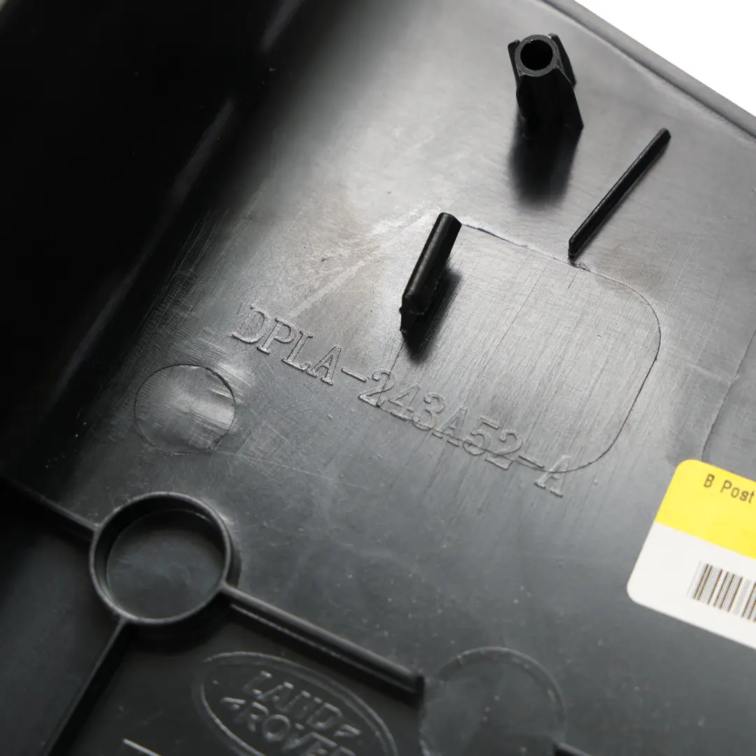 Pilar B Moldura Tapa Derecha DPLA-243A52-A para Land Rover Range Rover Sport L494 con número de pieza LR056811 Land Rover Range Rover Sport L494 Pilar B Moldura Tapa Derecha DPLA-243A52-A - SKU LR056811 - Número de pieza LR056811