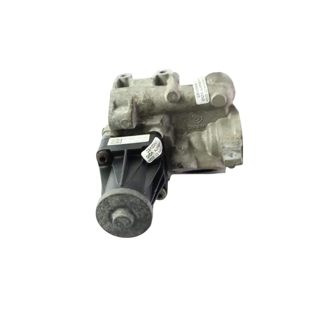 Zawór EGR 2.0 do Land Rover Discovery Sport L550 o numerze LR073729 Land Rover Discovery Sport L550 Zawór EGR 2.0 - SKU LR073729-1 - Numer Części LR073729