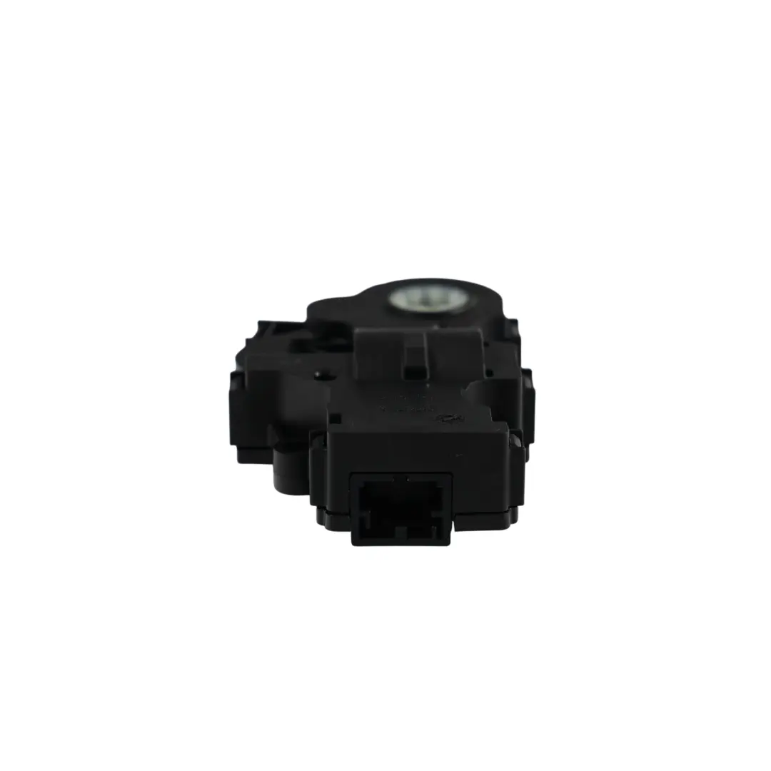 Silnik Krokowy Klapy A/C Prawy HY32-19E616-MA do Range Rover L494 o numerze LR082175 Range Rover L494 Silnik Krokowy Klapy A/C Prawy HY32-19E616-MA - SKU LR082175 - Numer Części LR082175