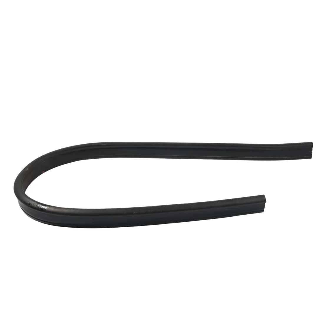 Junta Goma Capó para Land Rover Range Rover Velar L560 con número de pieza LR092608 Land Rover Range Rover Velar L560 Junta Goma Capó - SKU LR092608 - Número de pieza LR092608