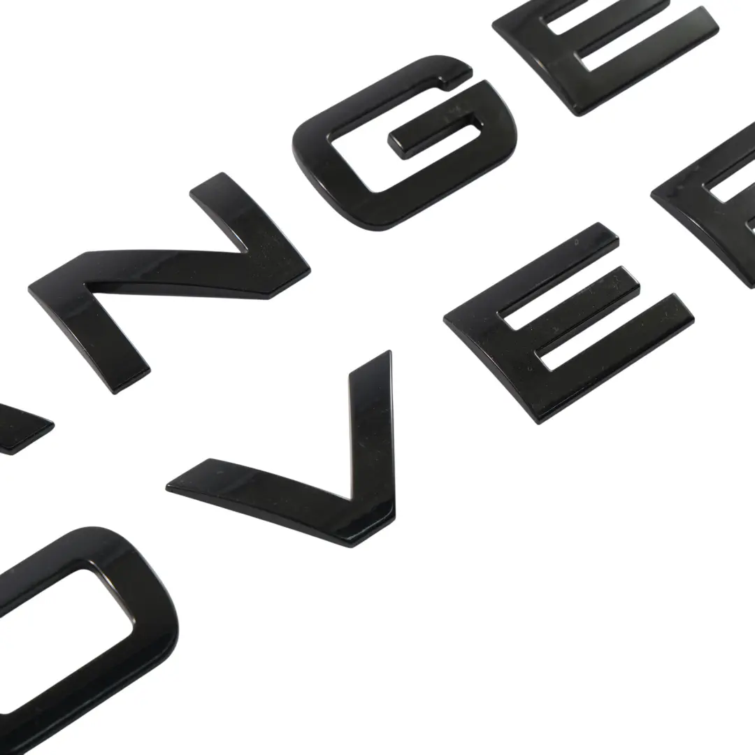 Emblemat Klapy Bagażnika do Land Rover Range Rover Sport L494 o numerze LR094387 Land Rover Range Rover Sport L494 Emblemat Klapy Bagażnika - SKU LR094387 - Numer Części LR094387