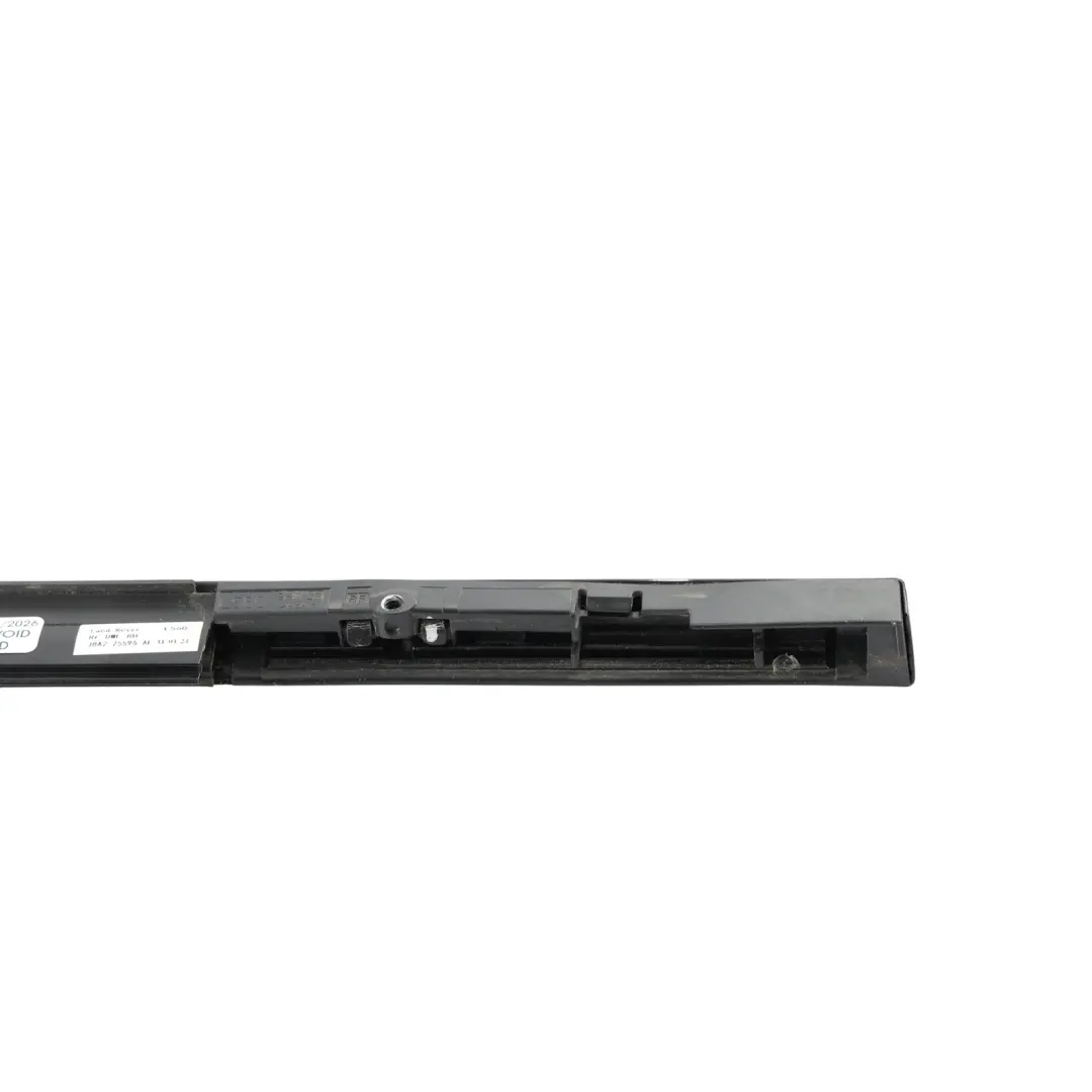 Door Window Weatherstrip Strip Rear Left N/S LR111475 to Range Rover Velar L560 with Part number LR111474 Range Rover Velar L560 Door Window Weatherstrip Strip Rear Left N/S LR111475 - SKU LR111474 - Part number LR111474
