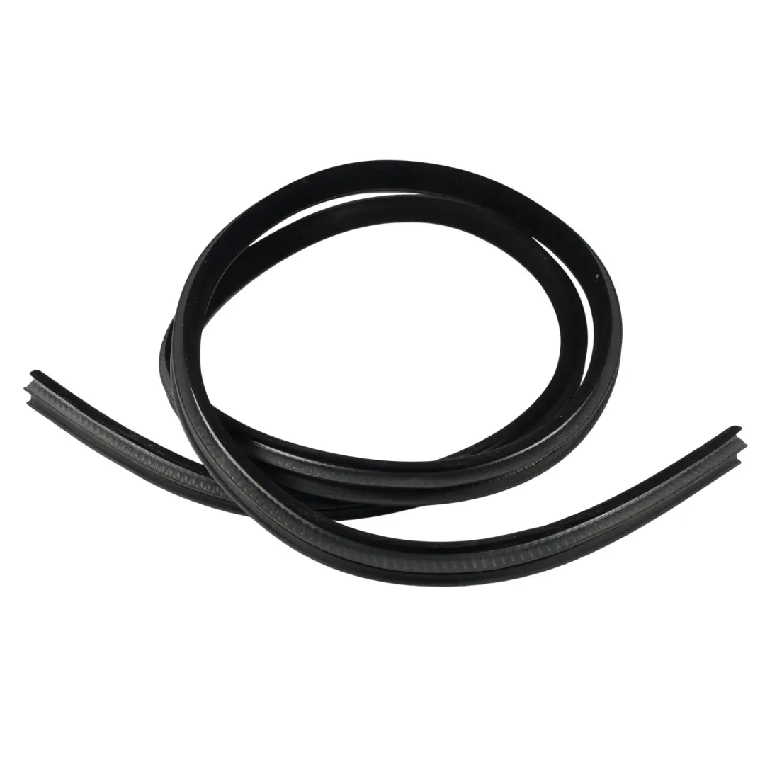 Uszczelka Drzwi Lewa Prawa do Land Rover Range Rover Velar L560 o numerze J8A2-20708-AD Land Rover Range Rover Velar L560 Uszczelka Drzwi Lewa Prawa - SKU LR113846 - Numer Części J8A2-20708-AD