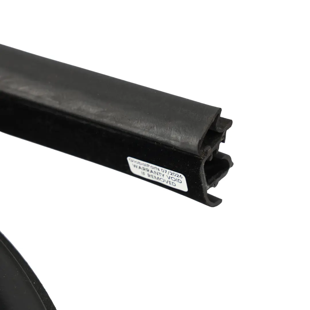 Land Rover Range Rover Velar L560 Türdichtung Vorne Links Rechts - SKU LR113846 - Teilenummer J8A2-20708-AD