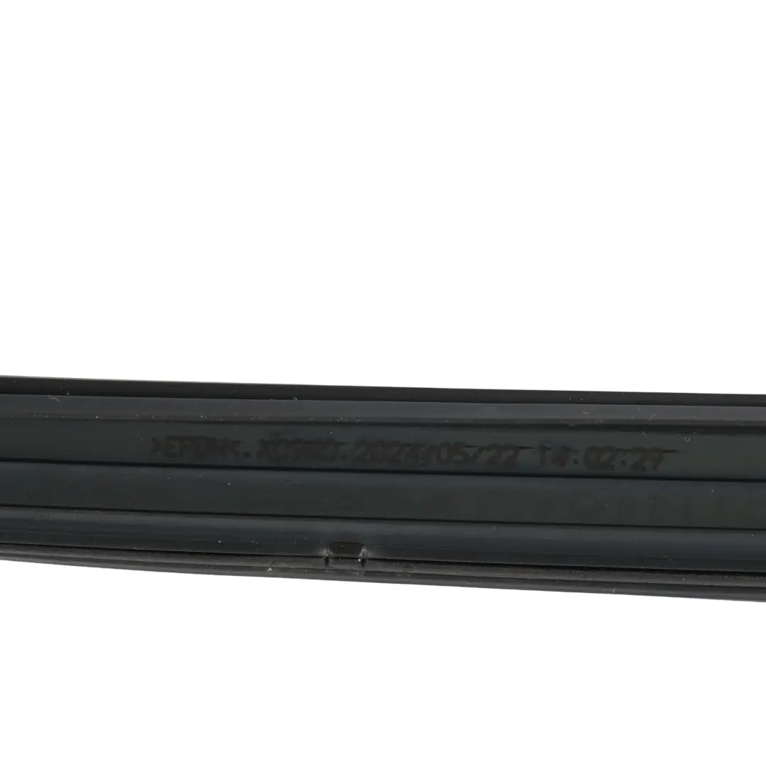 Land Rover Range Rover Evoque L551 Guía Cristal Puerta Trasera Derecha - SKU LR114334 - Número de pieza LR114334