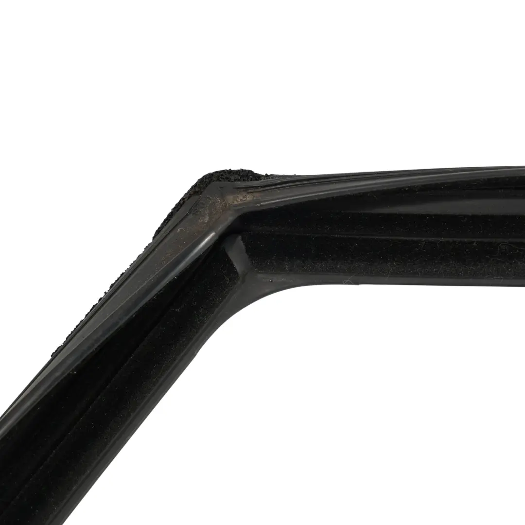 Türglas Laufschiene Hinten Rechts für Land Rover Range Rover Evoque L551 mit Teilenummer LR114334 Land Rover Range Rover Evoque L551 Türglas Laufschiene Hinten Rechts - SKU LR114334 - Teilenummer LR114334