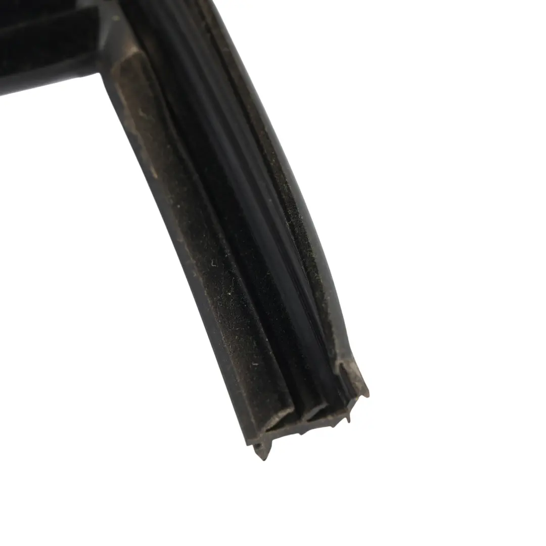 Türglas Laufschiene Hinten Rechts für Land Rover Range Rover Evoque L551 mit Teilenummer LR114334 Land Rover Range Rover Evoque L551 Türglas Laufschiene Hinten Rechts - SKU LR114334 - Teilenummer LR114334