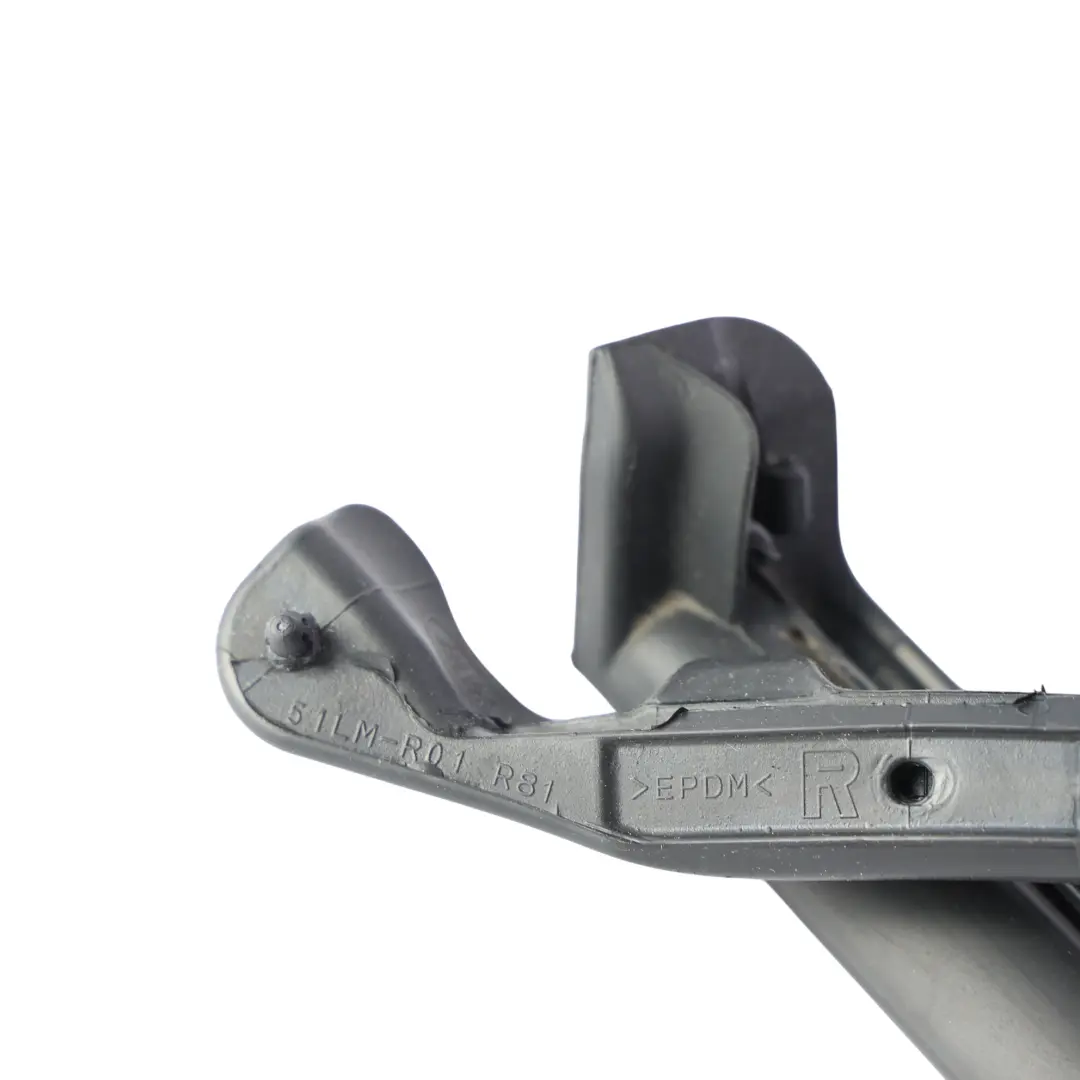 Range Rover Evoque L551 Guarnizione Telaio Finestrino Post Dx K8D2-250A20-AB - SKU LR114336 - Numero di parte LR114336