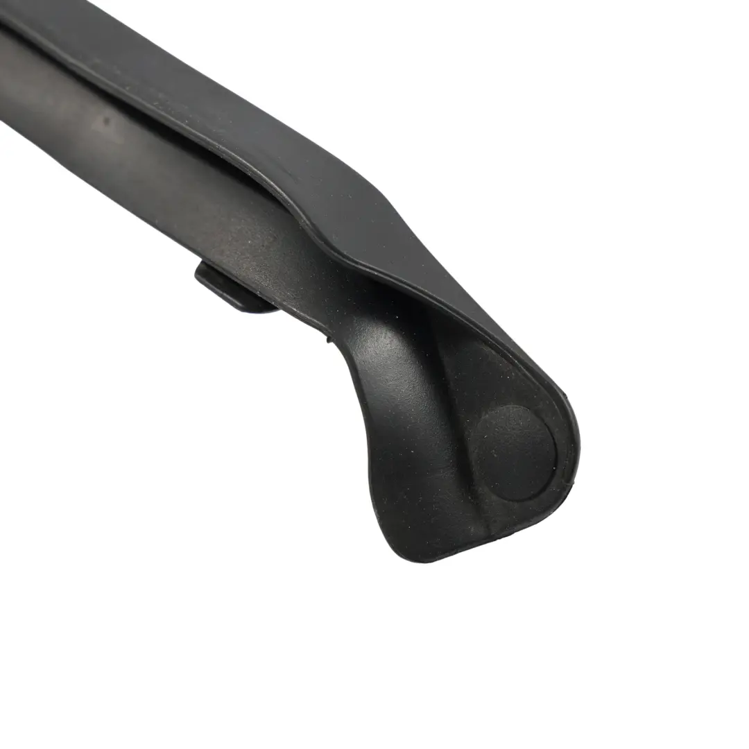 Door Seal Outer Gasket Rubber Rear Left N/S to Range Rover Evoque L551 with Part number LR114337 Range Rover Evoque L551 Door Seal Outer Gasket Rubber Rear Left N/S - SKU LR114337 - Part number LR114337