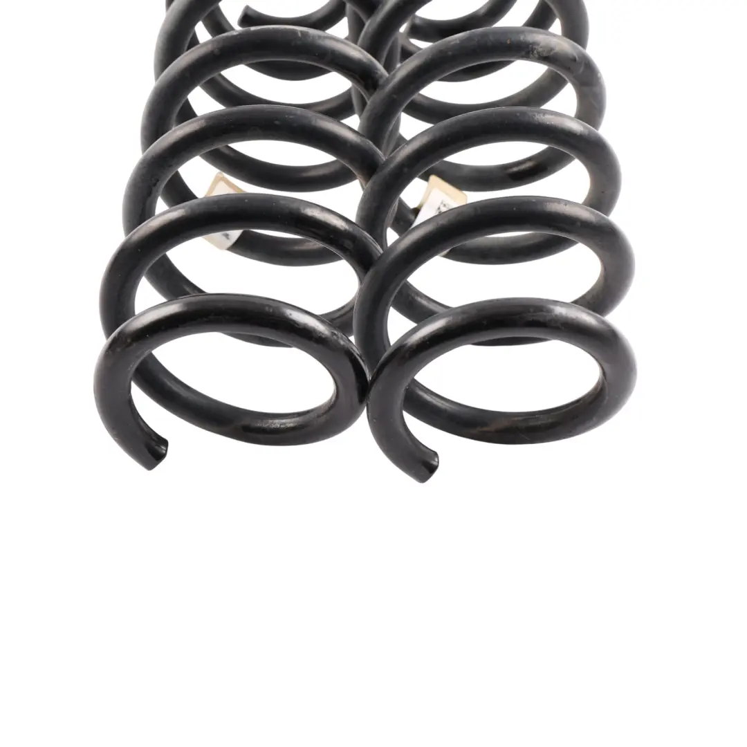 Axle Suspension Coil Spring Set K8D2-5B749-GB to Range Rover Evoque L551 Rear with Part number LR114453 Range Rover Evoque L551 Rear Axle Suspension Coil Spring Set K8D2-5B749-GB - SKU LR114453 - Part number LR114453