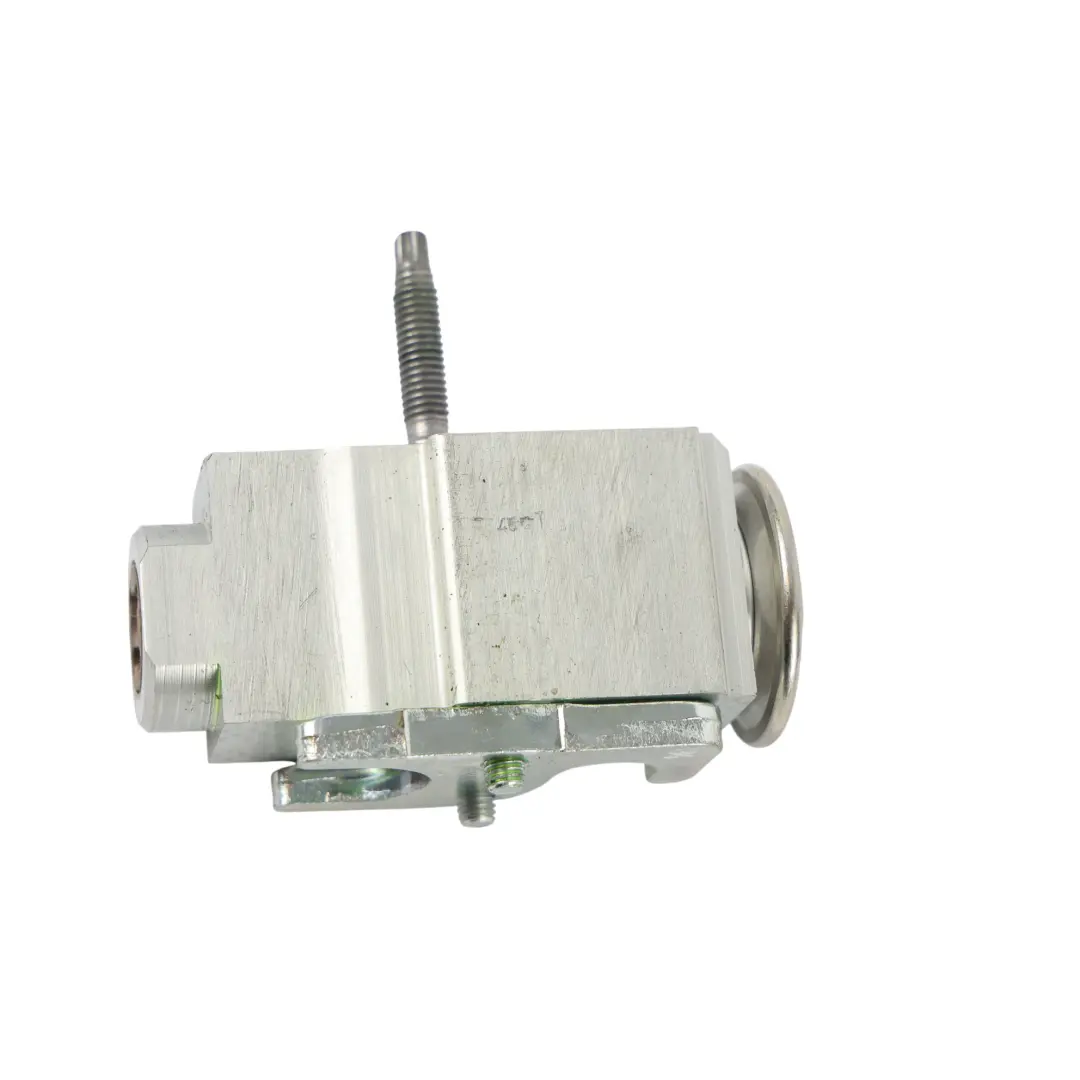 Range Rover Evoque L551 A/C Air Conditioning Expansion Valve K8D2-19849-AA - SKU LR115694 - Part number LR115694