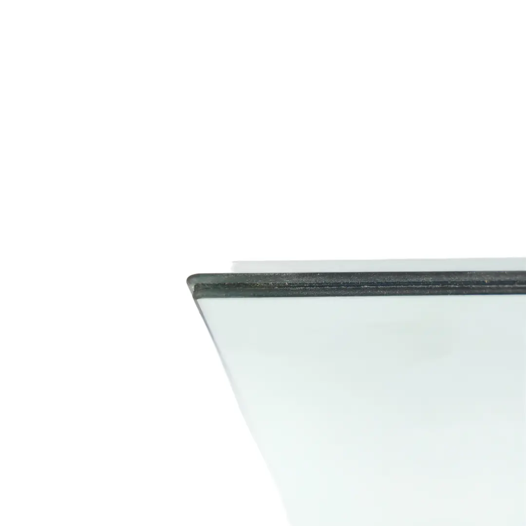 Front Door Window Glass Left N/S Laminated Toughened to Range Rover Sport L494 with Part number LR118395 Range Rover Sport L494 Front Door Window Glass Left N/S Laminated Toughened - SKU LR118395 - Part number LR118395