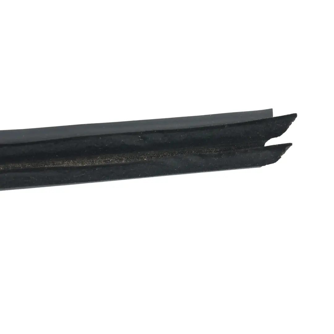 Fensterdichtung Vorne Innen Links K8D2-21435-AA für Range Rover Evoque L551 mit Teilenummer LR123686 Range Rover Evoque L551 Fensterdichtung Vorne Innen Links K8D2-21435-AA - SKU LR123686 - Teilenummer LR123686