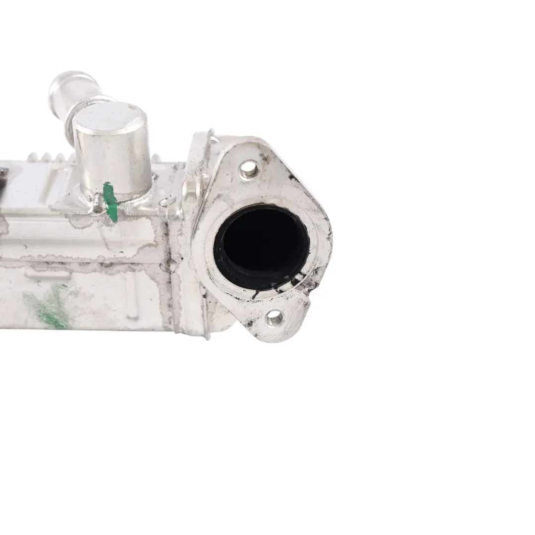 Refroidisseur Gaz EGR K6D3-9U438-AD pour Range Rover Sport L494 3.0 Diesel à propos du numéro de pièce LR125548 Range Rover Sport L494 3.0 Diesel Refroidisseur Gaz EGR K6D3-9U438-AD - SKU LR125548 - Numéro de pièce LR125548
