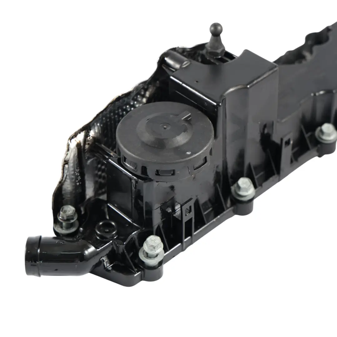 Oil Separator Breather 3.0D AJ20D6 to Range Rover Sport L494 Engine with Part number K6D3-6J014-AB Range Rover Sport L494 Engine Oil Separator Breather 3.0D AJ20D6 - SKU LR125596 - Part number K6D3-6J014-AB