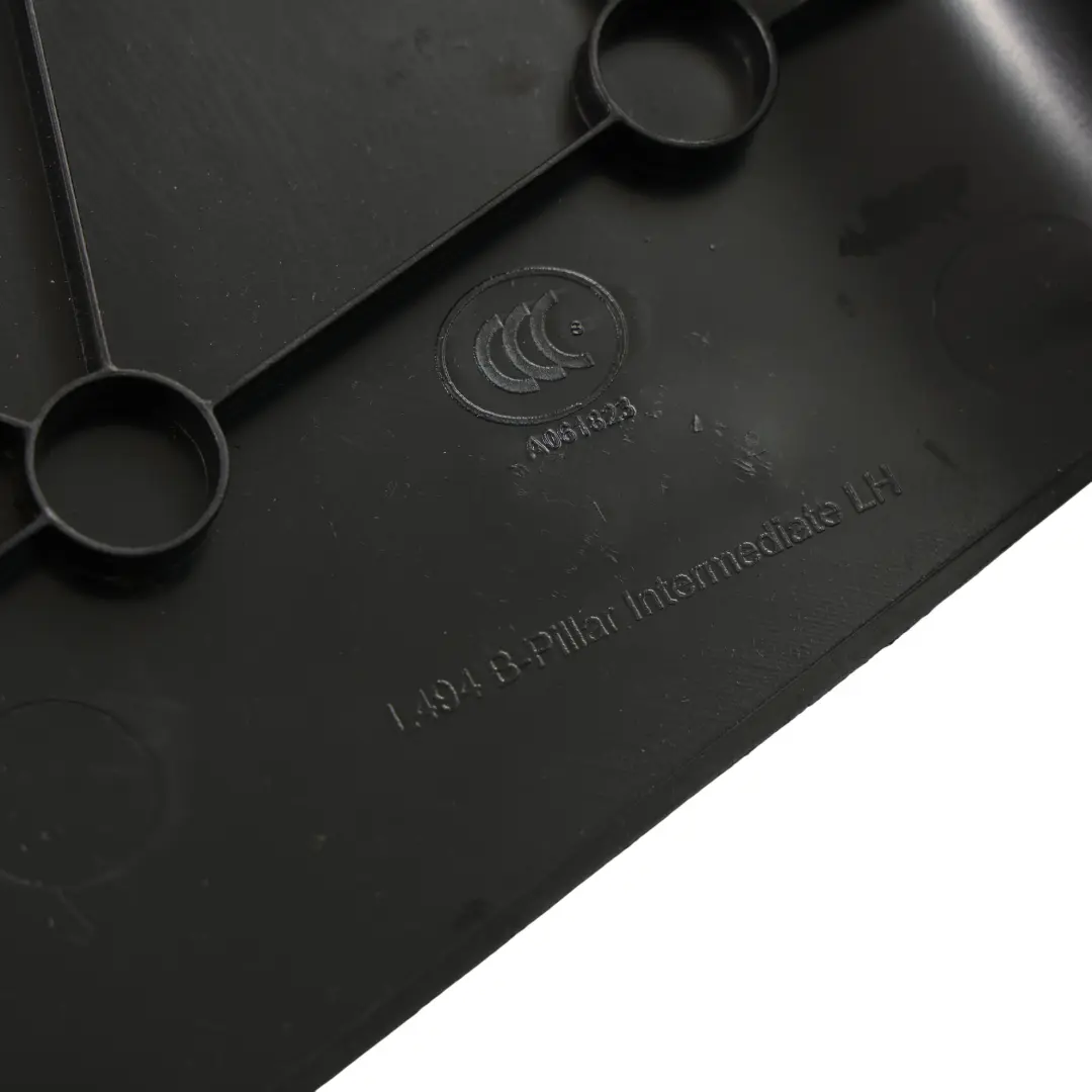 Garniture Panneau Montant B Gauche pour Land Rover Range Rover Sport L494 à propos du numéro de pièce LR128879 Land Rover Range Rover Sport L494 Garniture Panneau Montant B Gauche - SKU LR128879 - Numéro de pièce LR128879