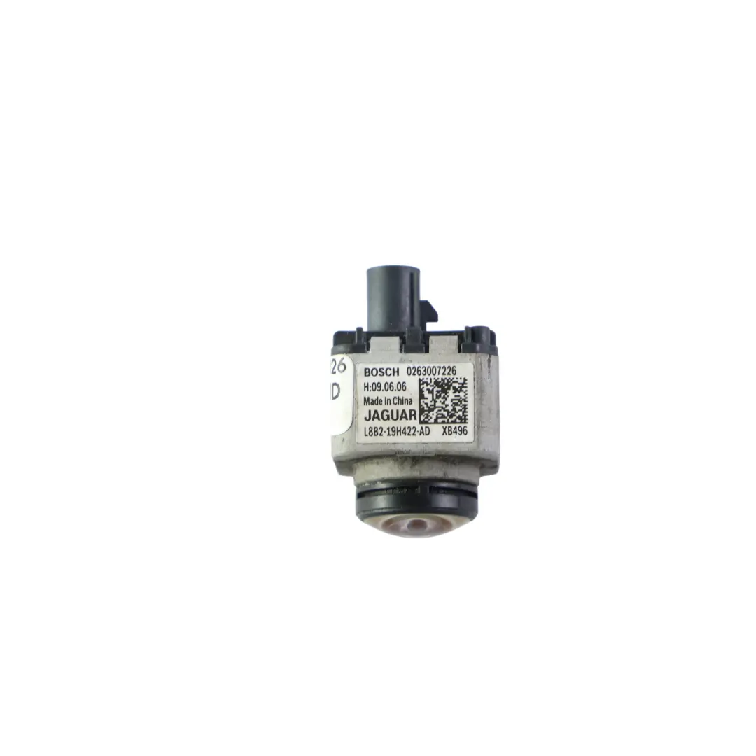 View Parking Camera L8B2-19H422-AD to Range Rover Velar L560 Rear with Part number LR129291 Range Rover Velar L560 Rear View Parking Camera L8B2-19H422-AD - SKU LR129291 - Part number LR129291