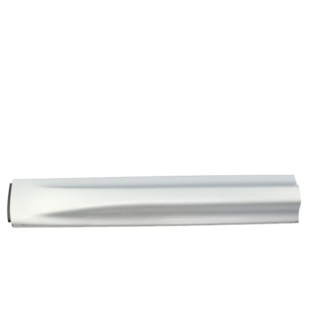 Range Rover Sport L494 Front Door Moulding Trim Left N/S Hakuba Silver - SKU LR133767-HSI - Part number LR133767