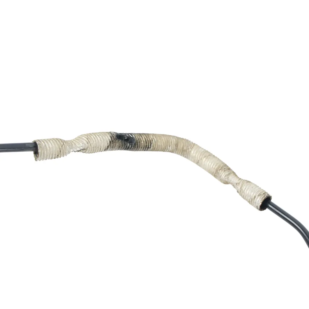 Tubo Sfiato Basamento 2.0 M8D2-6822-AB per Range Rover Evoque L551 con numero di parte LR139883 Range Rover Evoque L551 Tubo Sfiato Basamento 2.0 M8D2-6822-AB - SKU LR139883 - Numero di parte LR139883