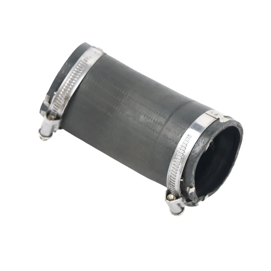 Wąż Przewód Rura Intercoolera 2.0 GJ32-6K863-AC do Range Rover Evoque L551 o numerze LR142477 Range Rover Evoque L551 Wąż Przewód Rura Intercoolera 2.0 GJ32-6K863-AC - SKU LR142477 - Numer Części LR142477