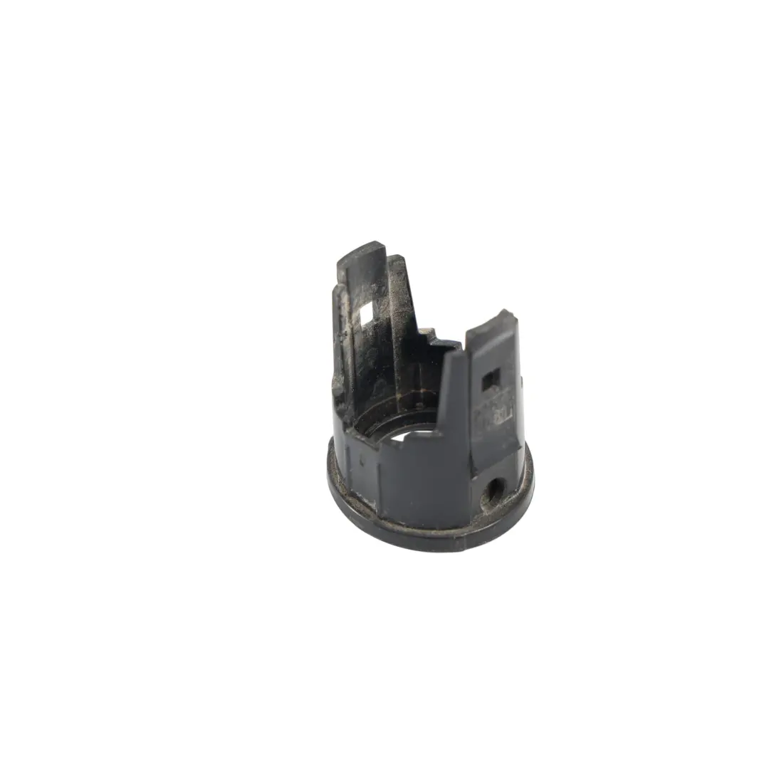 Wing Mirror Sensor Housing Left N/S to Land Rover Range Rover Velar L560 with Part number LR145244 Land Rover Range Rover Velar L560 Wing Mirror Sensor Housing Left N/S - SKU LR145244 - Part number LR145244