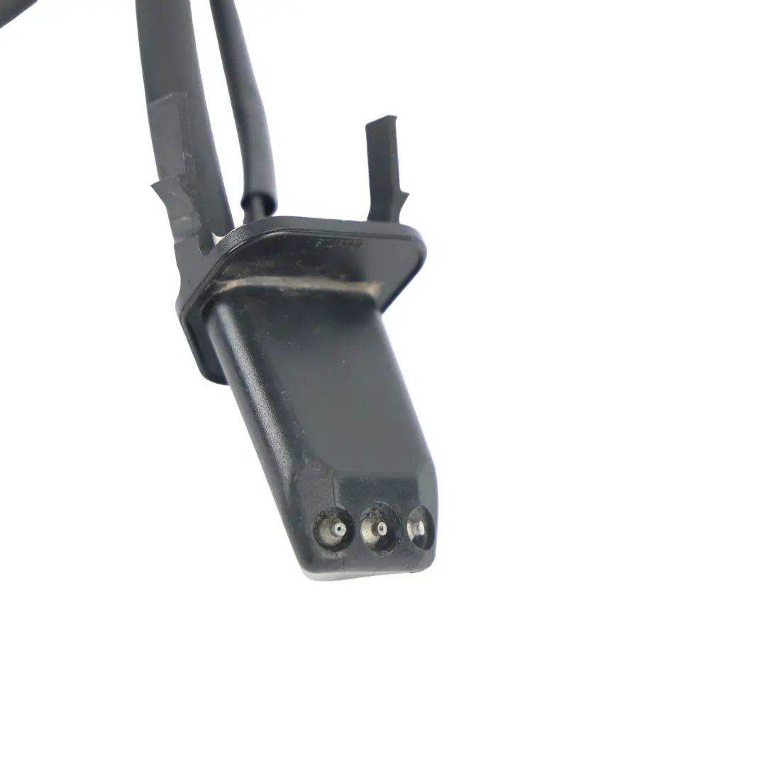 Lavaparabrisas Chorro Izquierdo para Land Rover Range Rover Evoque L551 con número de pieza LR146759 Land Rover Range Rover Evoque L551 Lavaparabrisas Chorro Izquierdo - SKU LR146759 - Número de pieza LR146759