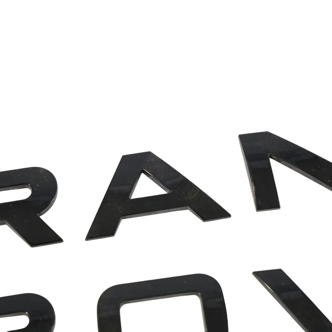 Lettrage Capot Avant pour Land Rover Velar L560 Logo à propos du numéro de pièce LR147293 Land Rover Velar L560 Logo Lettrage Capot Avant - SKU LR147293 - Numéro de pièce LR147293