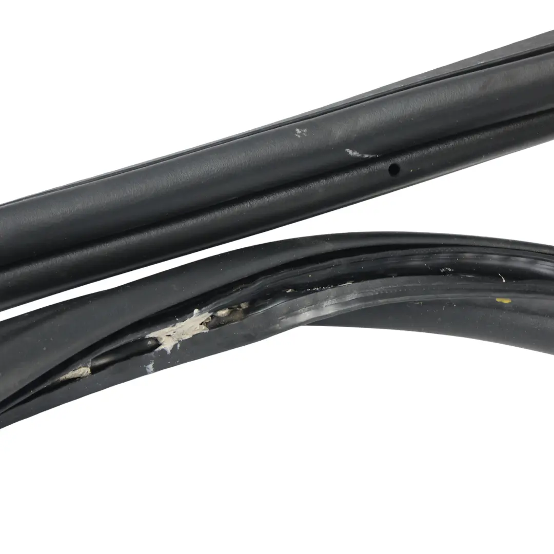 Land Rover Range Rover Sport L494 Joint Caoutchouc Coffre Hayon - SKU LR147404 - Numéro de pièce LR147404