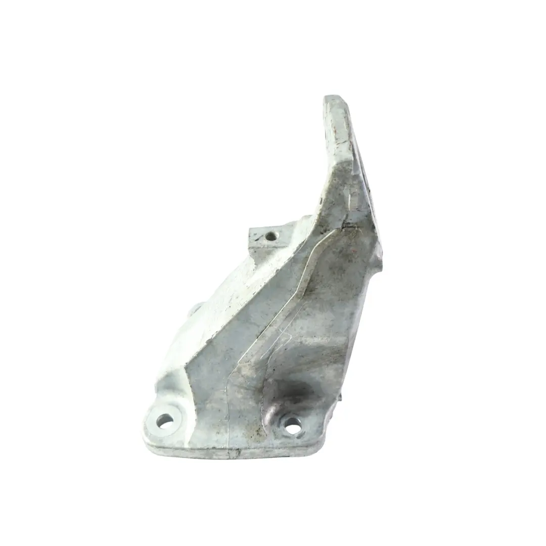 Mount Support Left N/S 3.0 Diesel KPLA-6061-BA to Range Rover Sport L494 Engine with Part number LR147912 Range Rover Sport L494 Engine Mount Support Left N/S 3.0 Diesel KPLA-6061-BA - SKU LR147912 - Part number LR147912