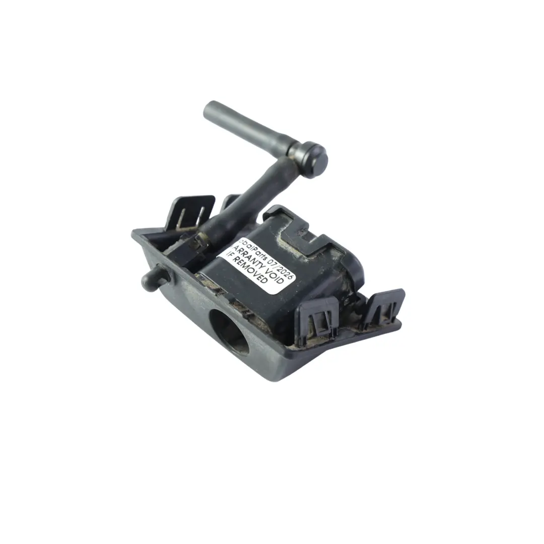 Cache Caméra Recul Trim pour Land Rover Range Rover Evoque L551 à propos du numéro de pièce LR154988 Land Rover Range Rover Evoque L551 Cache Caméra Recul Trim - SKU LR154988 - Numéro de pièce LR154988
