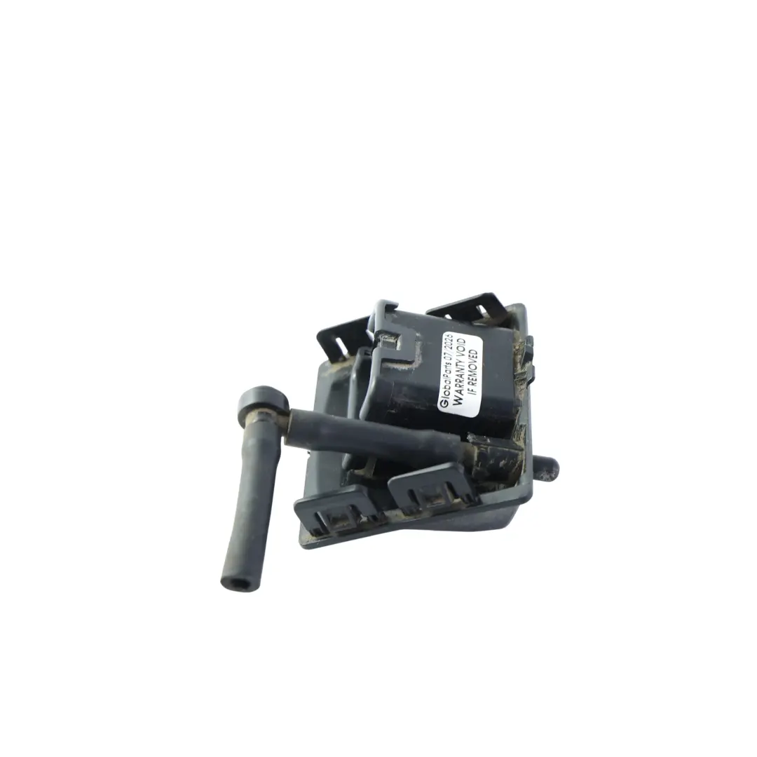 Carcasa Tapa Cámara Trasera para Land Rover Range Rover Evoque L551 con número de pieza LR154988 Land Rover Range Rover Evoque L551 Carcasa Tapa Cámara Trasera - SKU LR154988 - Número de pieza LR154988