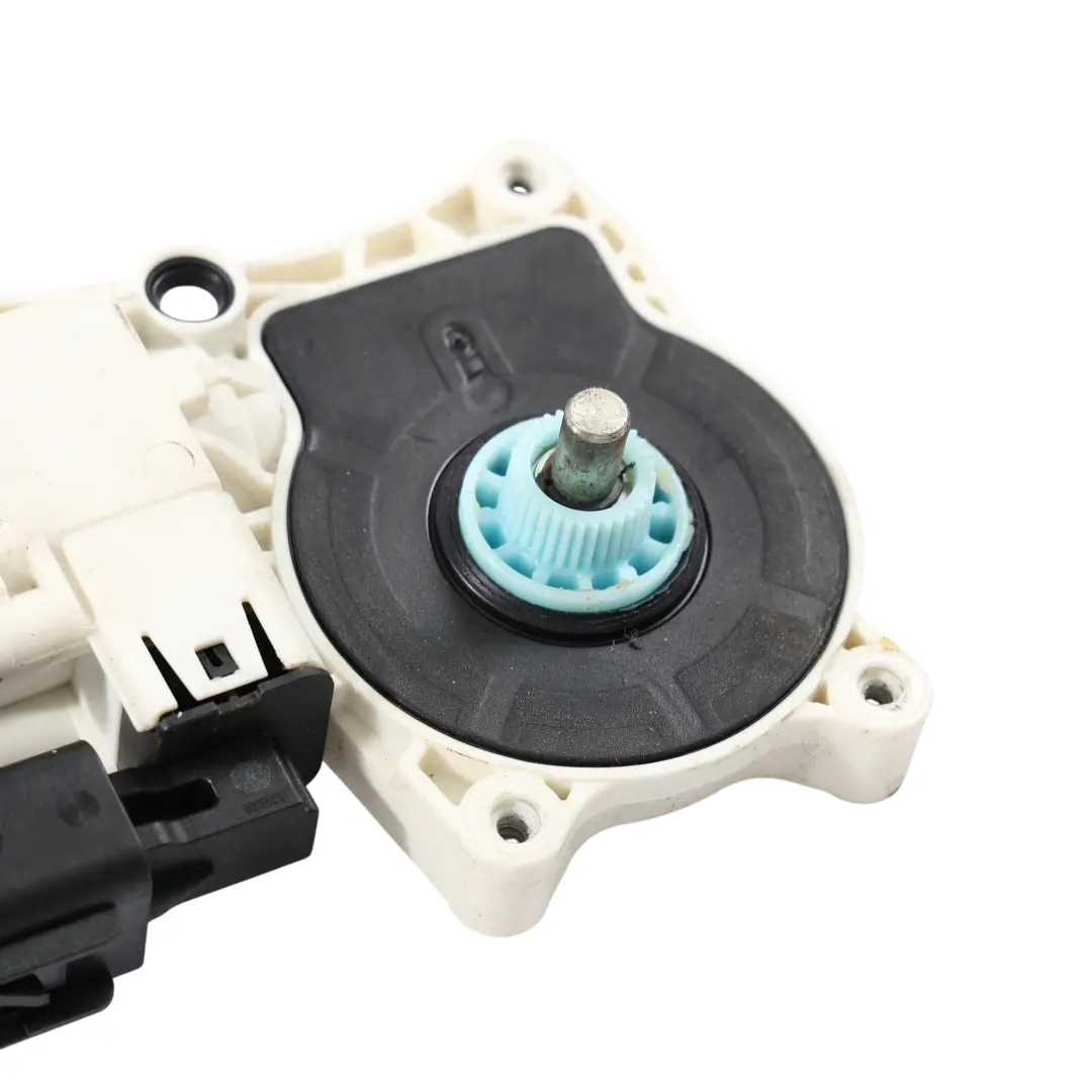 Land Rover Velar L560 Moteur Lève-Vitre Avant Droit - SKU LR165910-1 - Numéro de pièce LR165910