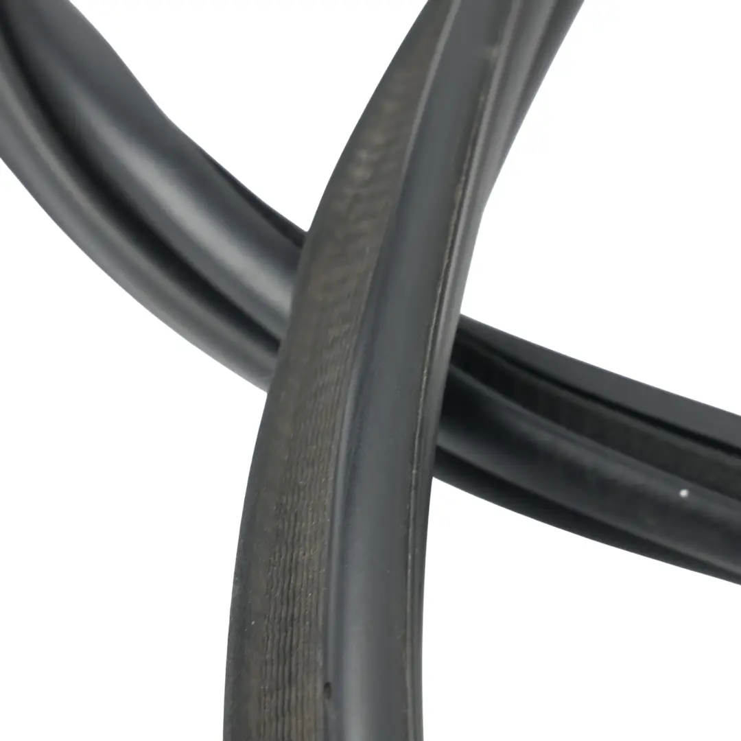 Range Rover Velar L560 Rear Tailgate Seal Gasket Surround Rubber J8A2-43712-AD - SKU LR183635 - Part number LR183635