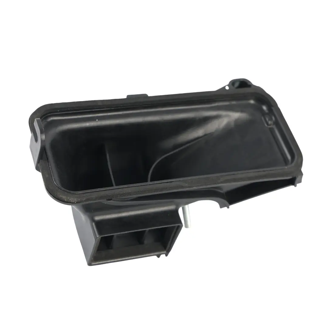 Cooling Fan Bracket Duct Guide to Range Rover Velar L560 EV Battery with Part number M8A2-10C826-AD Range Rover Velar L560 EV Battery Cooling Fan Bracket Duct Guide - SKU M8A2-10C826-AD - Part number M8A2-10C826-AD