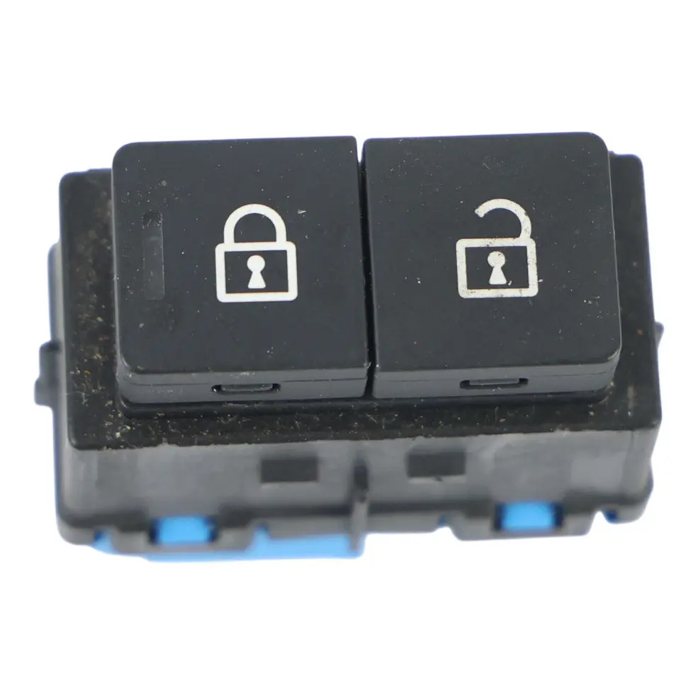 Drivers Door Central Locking Switch to Range Rover Evoque L551 with Part number M8A2-14017-AA Range Rover Evoque L551 Drivers Door Central Locking Switch - SKU RHD-LR139825 - Part number M8A2-14017-AA
