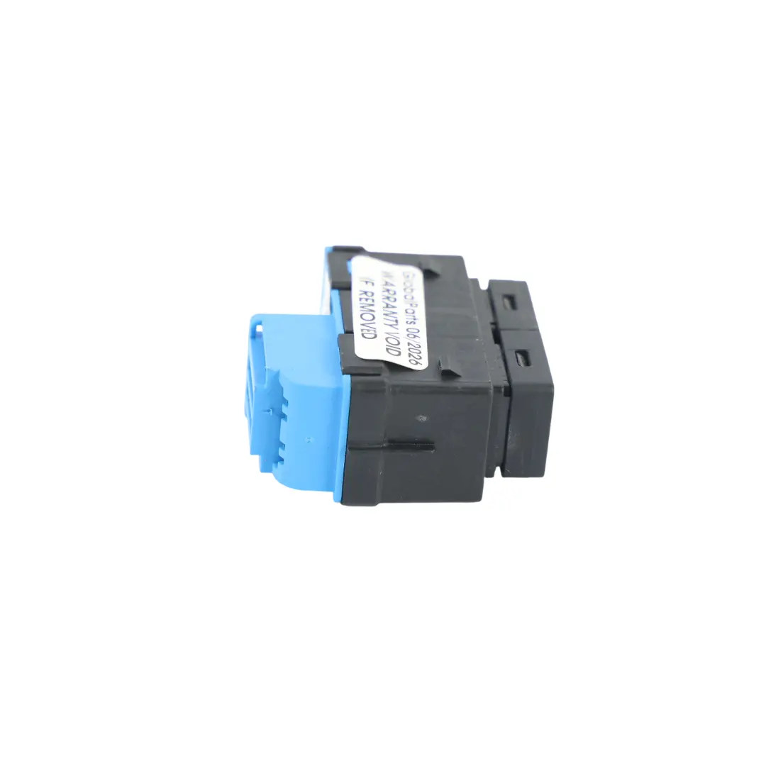 Drivers Door Central Locking Switch to Range Rover Evoque L551 with Part number M8A2-14017-AA Range Rover Evoque L551 Drivers Door Central Locking Switch - SKU RHD-LR139825 - Part number M8A2-14017-AA