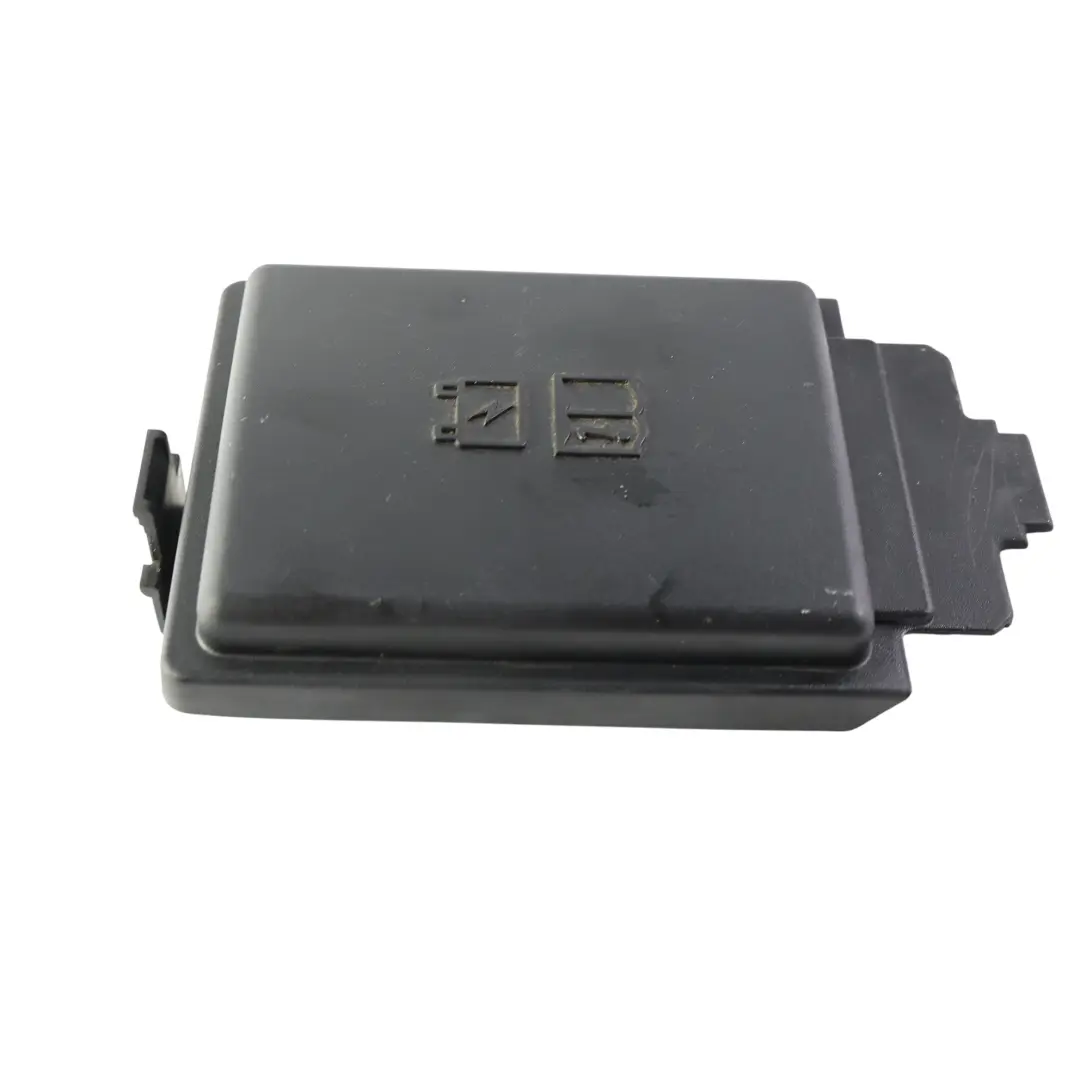 Land Rover Velar L560 Caja Fusibles Tapa Superior Cubierta - SKU M8A2-14A076-CB - Número de pieza M8A2-14A076-CB