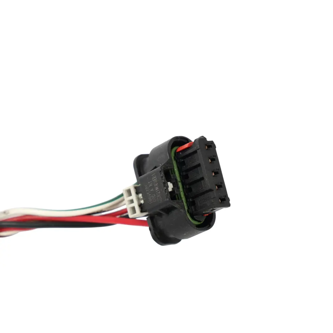 AdBlue Tank Wire Harness Loom to Land Rover Range Rover Velar L560 with Part number M8A2-14E100-BB Land Rover Range Rover Velar L560 AdBlue Tank Wire Harness Loom - SKU M8A2-14E100-BB - Part number M8A2-14E100-BB