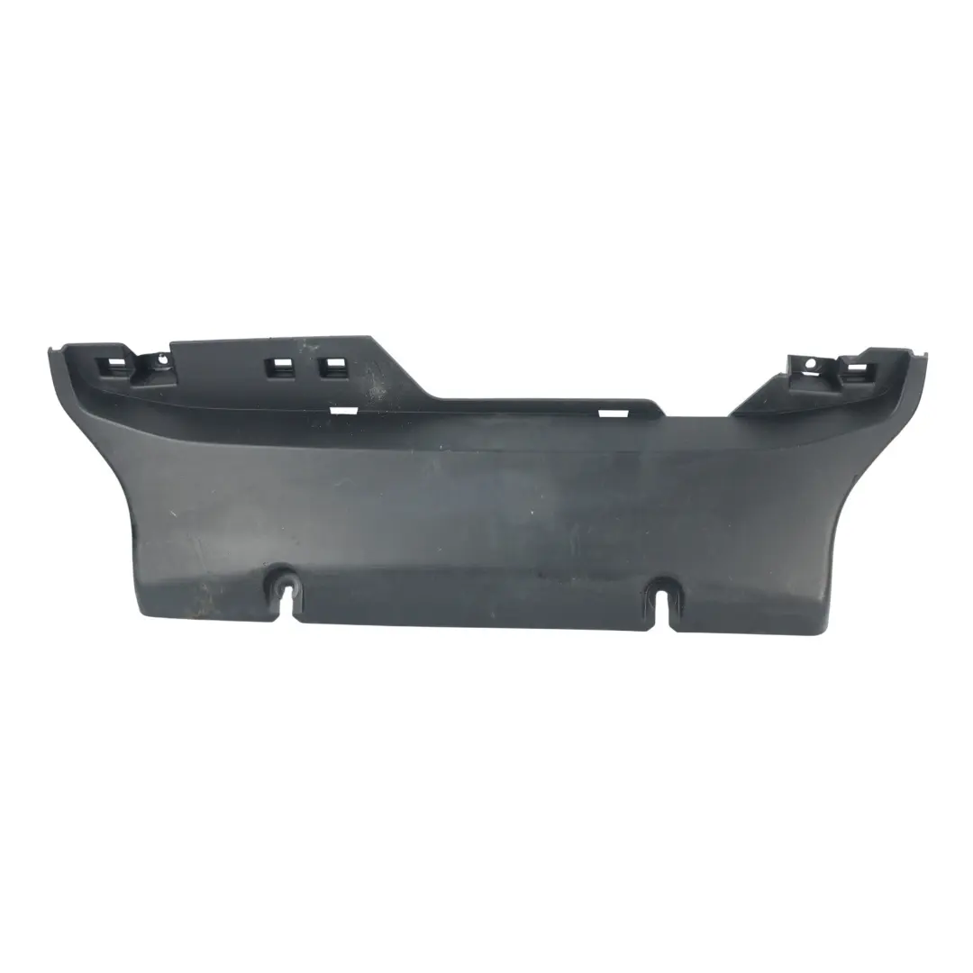 Range Rover Velar L560 Cache Protection Attelage Arrière Centre - SKU M8A2-17F846-AA - Numéro de pièce M8A2-17F846-AA