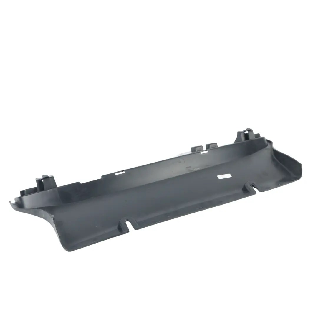 Pannello Sottoscocca Gancio Traino Post per Range Rover Velar L560 con numero di parte M8A2-17F846-AA Range Rover Velar L560 Pannello Sottoscocca Gancio Traino Post - SKU M8A2-17F846-AA - Numero di parte M8A2-17F846-AA